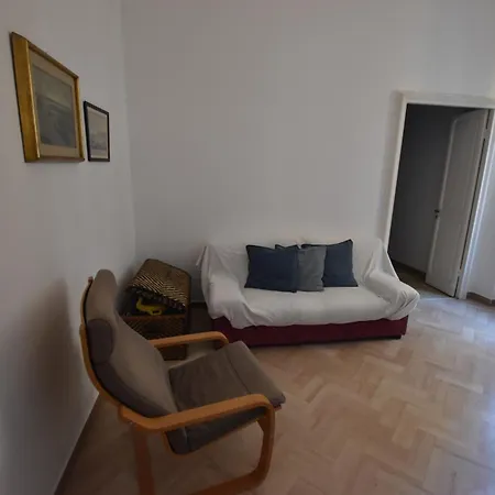 La Casa Sulla Mattonata Cozy On A Traditional Genoese Path, With A View And Close To Principe Station Gênes