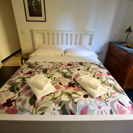 Appartement La Casa Sulla Mattonata Cozy On A Traditional Genoese Path, With A View And Close To Principe Station Gênes