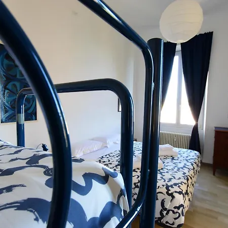 La Casa Sulla Mattonata Cozy On A Traditional Genoese Path, With A View And Close To Principe Station Appartement Gênes