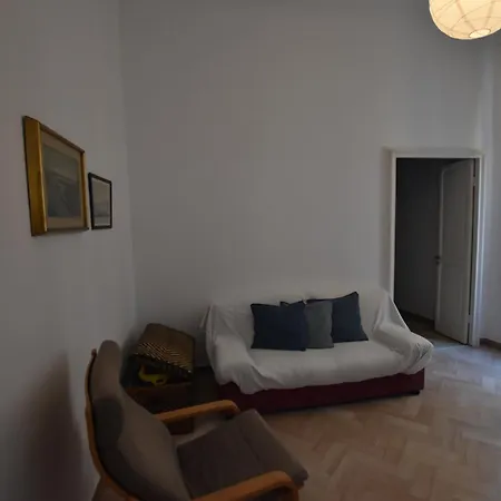 Appartement La Casa Sulla Mattonata Cozy On A Traditional Genoese Path, With A View And Close To Principe Station Gênes