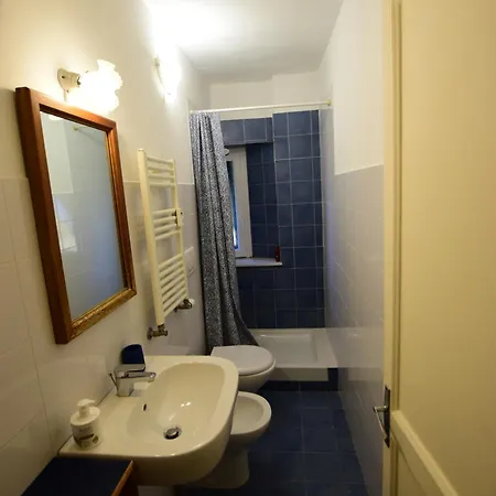 La Casa Sulla Mattonata Cozy On A Traditional Genoese Path, With A View And Close To Principe Station * Gênes
